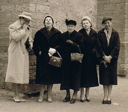Bonne-maman et ses 4 filles
